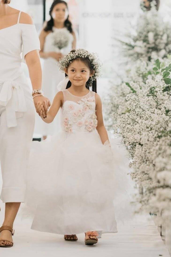 Victoria Cloud Dress in White