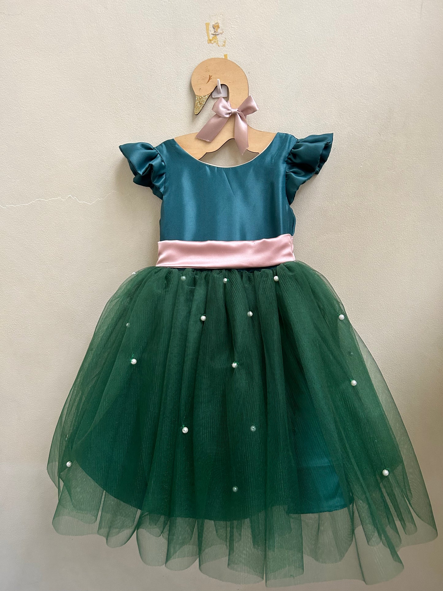 Frances Dress in Emerald Green with blush Pink Belt and Pearls (Modified)