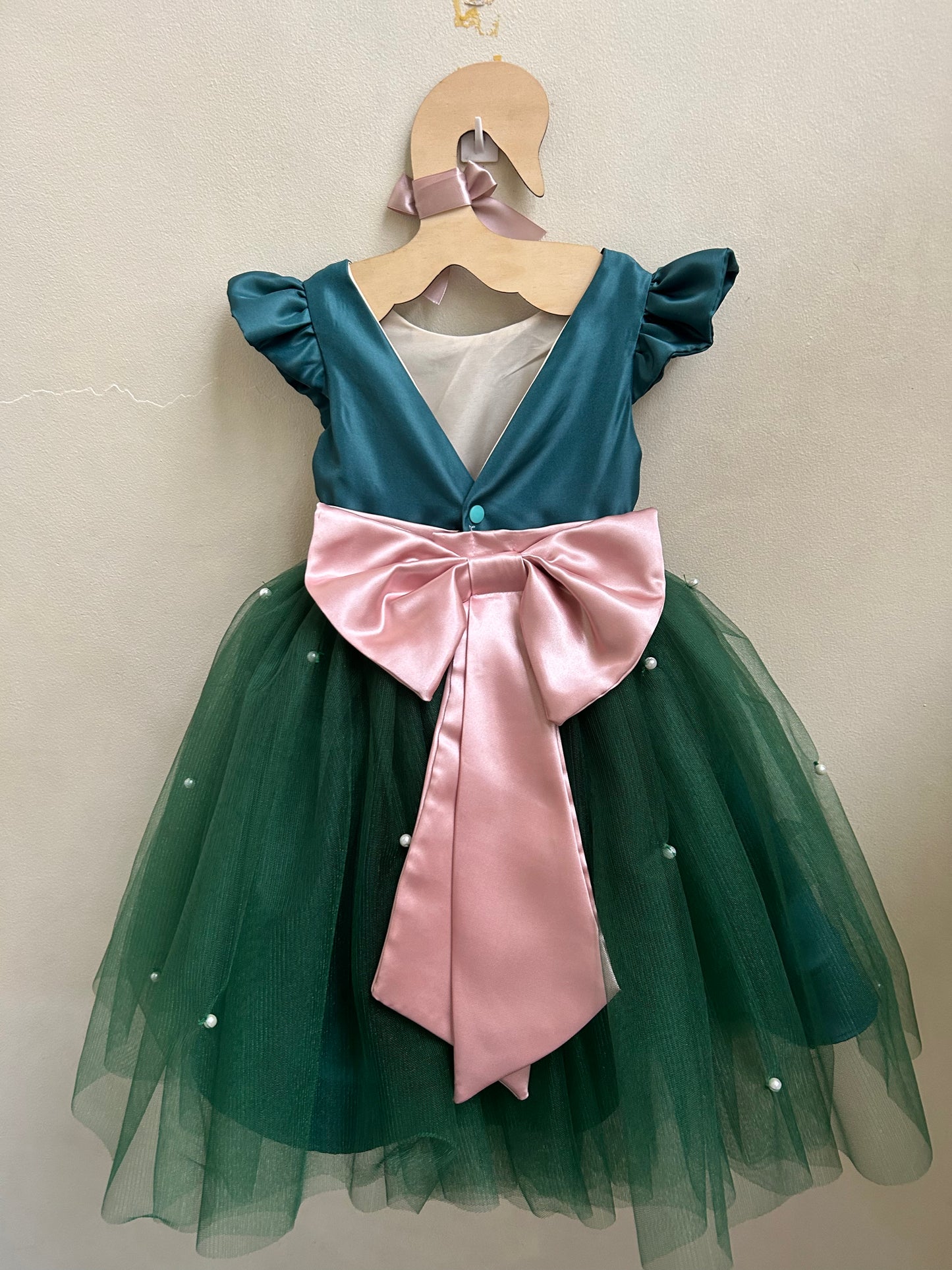 Frances Dress in Emerald Green with blush Pink Belt and Pearls (Modified)