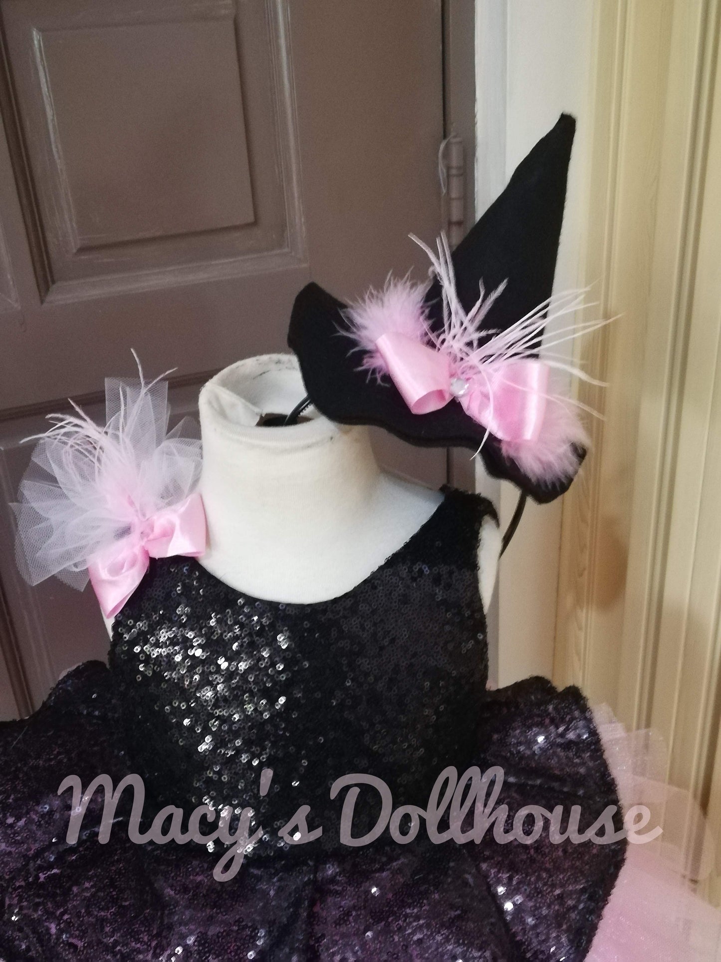 Ballerina Dress in Black and Light Pink