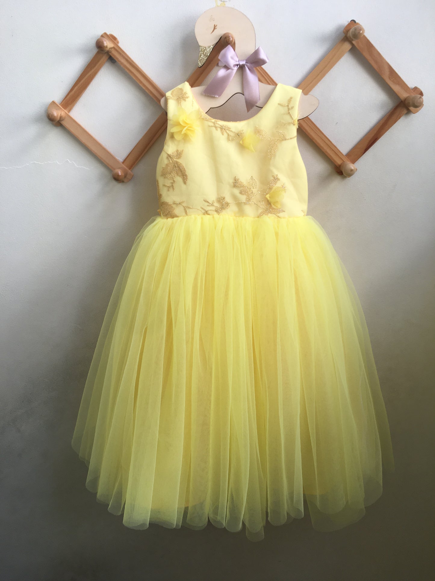 Lara Dress in Pastel Yellow