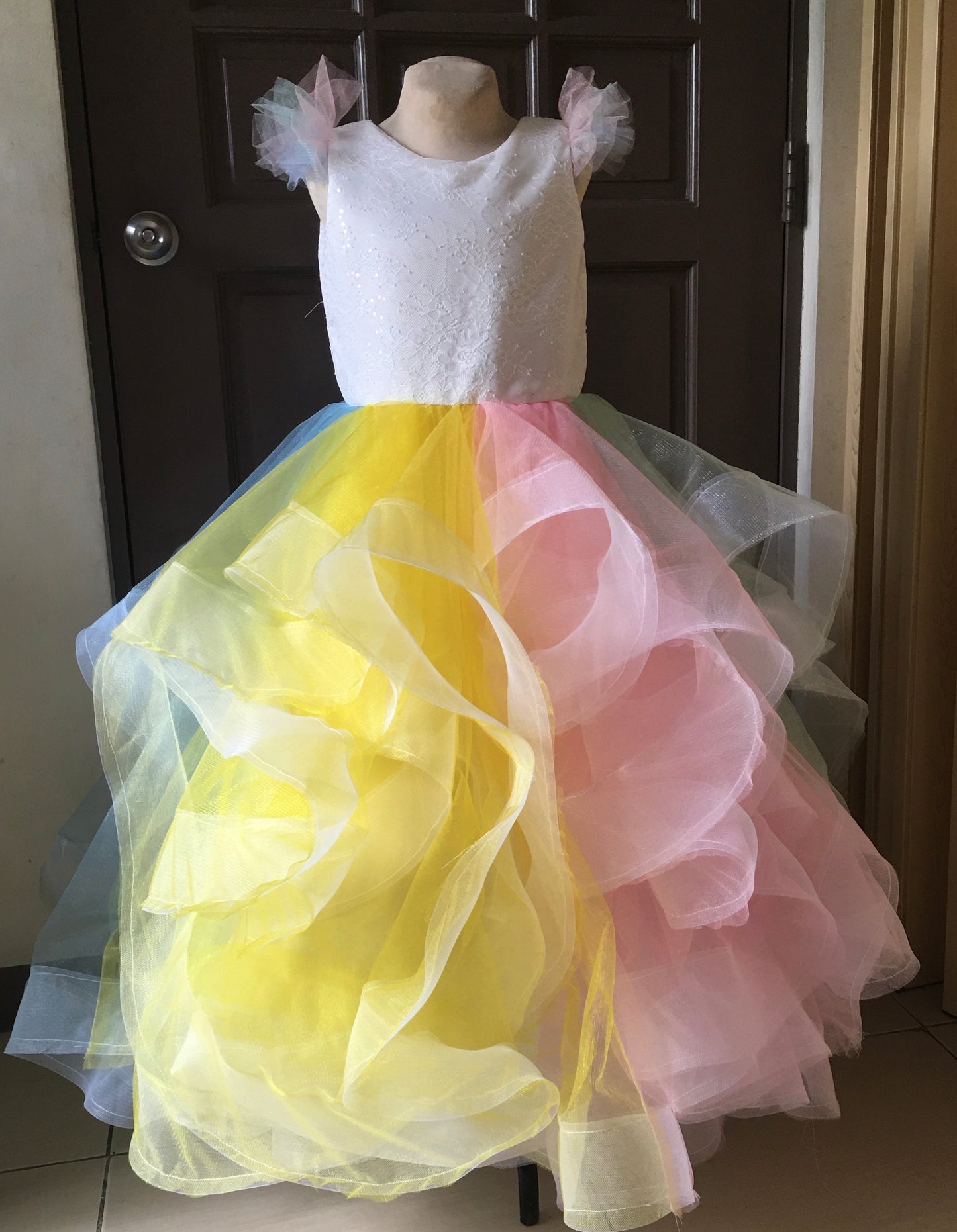 Arya Dress in Rainbow Unicorn